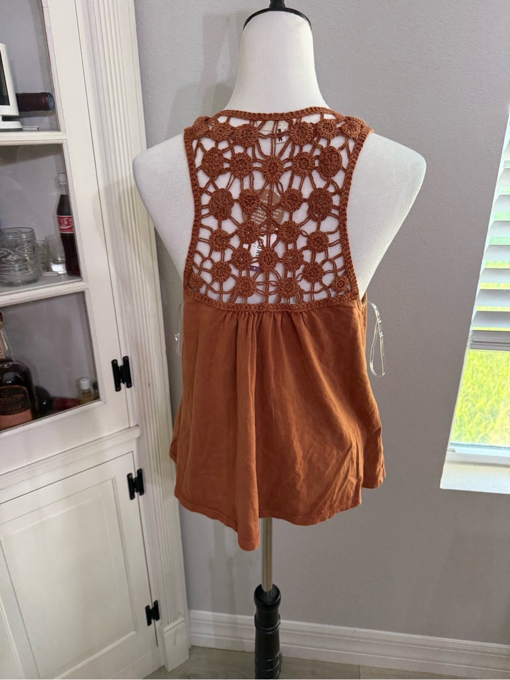 EARTHBOUND Crochet Openwork Vest - Rust - Picture 3 of 6
